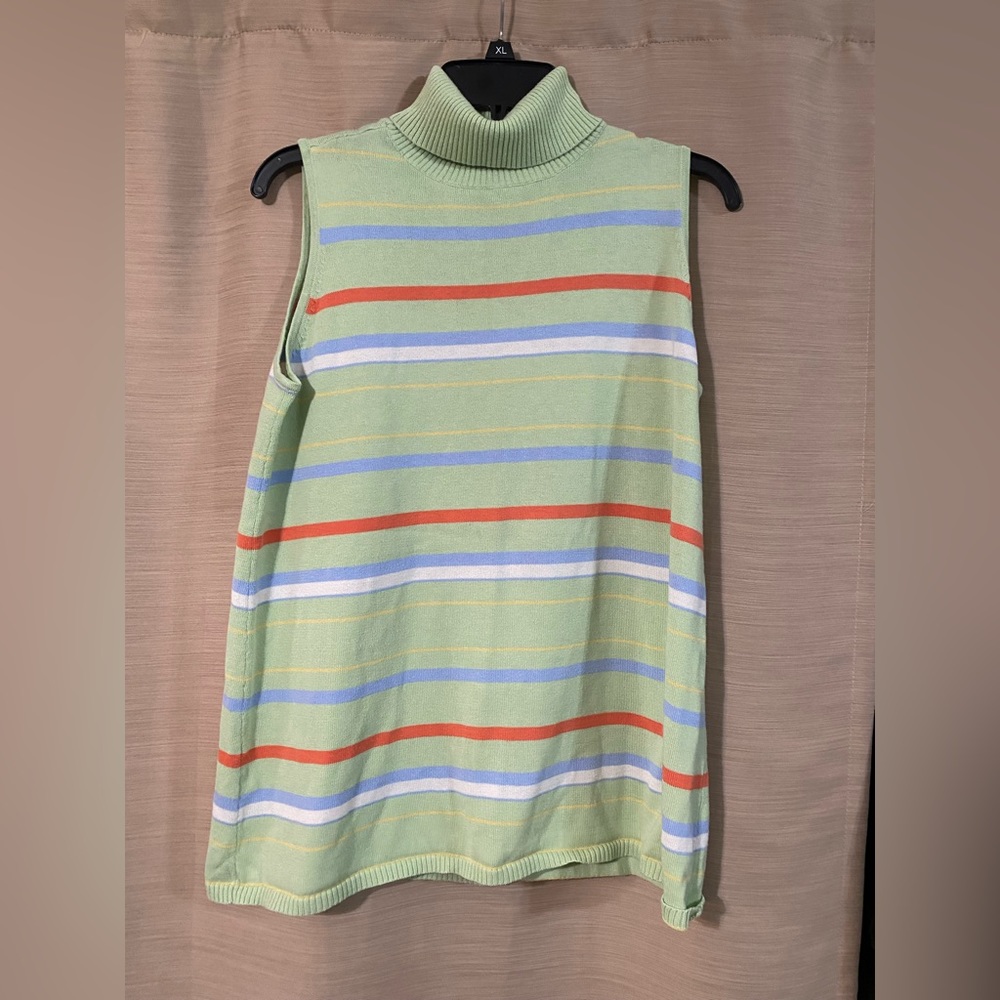 In Due Time Maternity sleeveless turtleneck top EUC